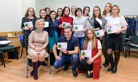 Уверенность Ларина выпускники.jpg