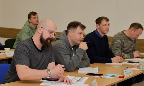 Войнова процесс люди.png